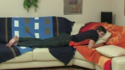 Пасынок из России занимается гей сексом с отчимом