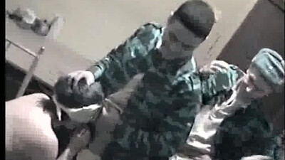 Горячие парни загнули гея и жёстко выебали его в рот и в очко