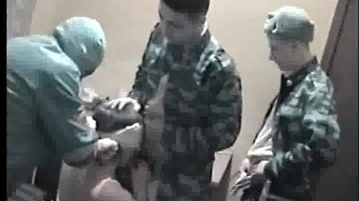 Горячие парни загнули гея и жёстко выебали его в рот и в очко