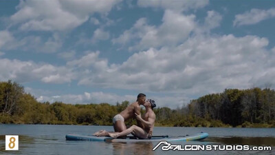 Топ-10 межрасовых сцен от FalconStudios: не поверите, что произошло на 4-м месте в сцене с тремя участниками